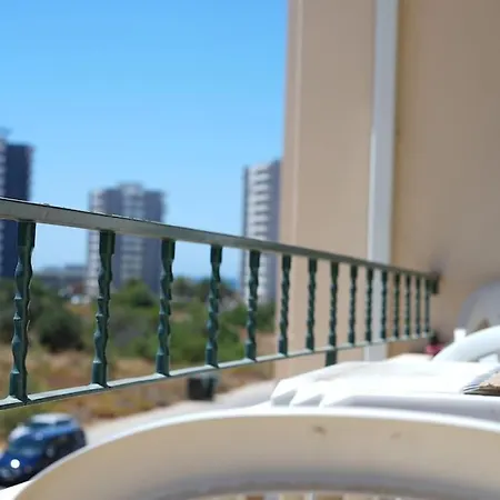 Apartmán Spacious Portuguese Flat With Pool Next To