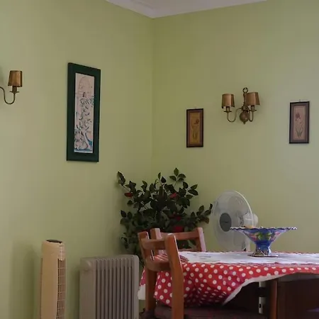 Apartment Spacious Portuguese Flat With Pool Next To