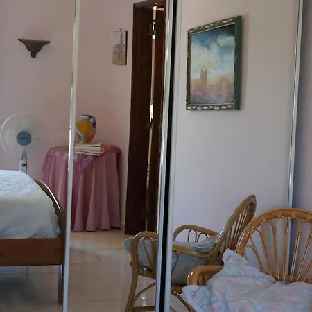 Apartment Spacious Portuguese Flat With Pool Next To Alvor