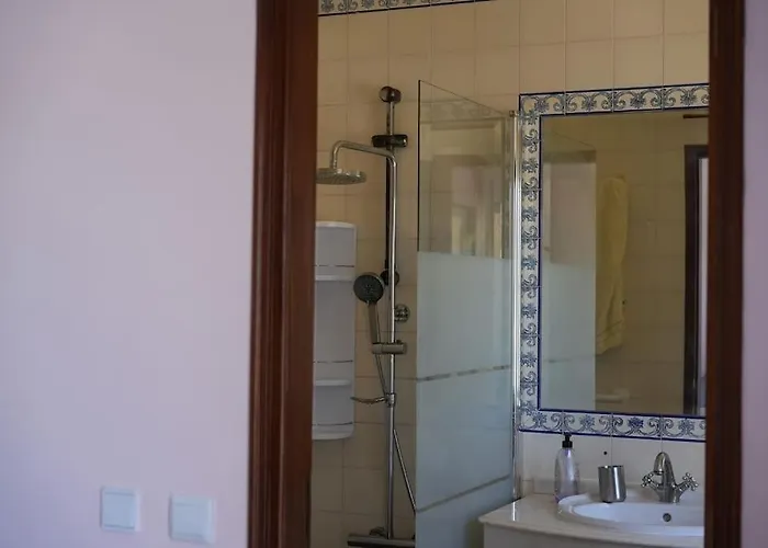 Spacious Portuguese Flat With Pool Next To شقة ألفور